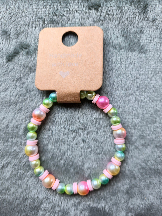 Multicolored beaded bracelet