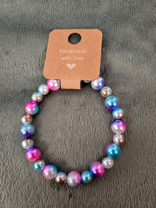 Multicolored beaded bracelet made with large and medium beads