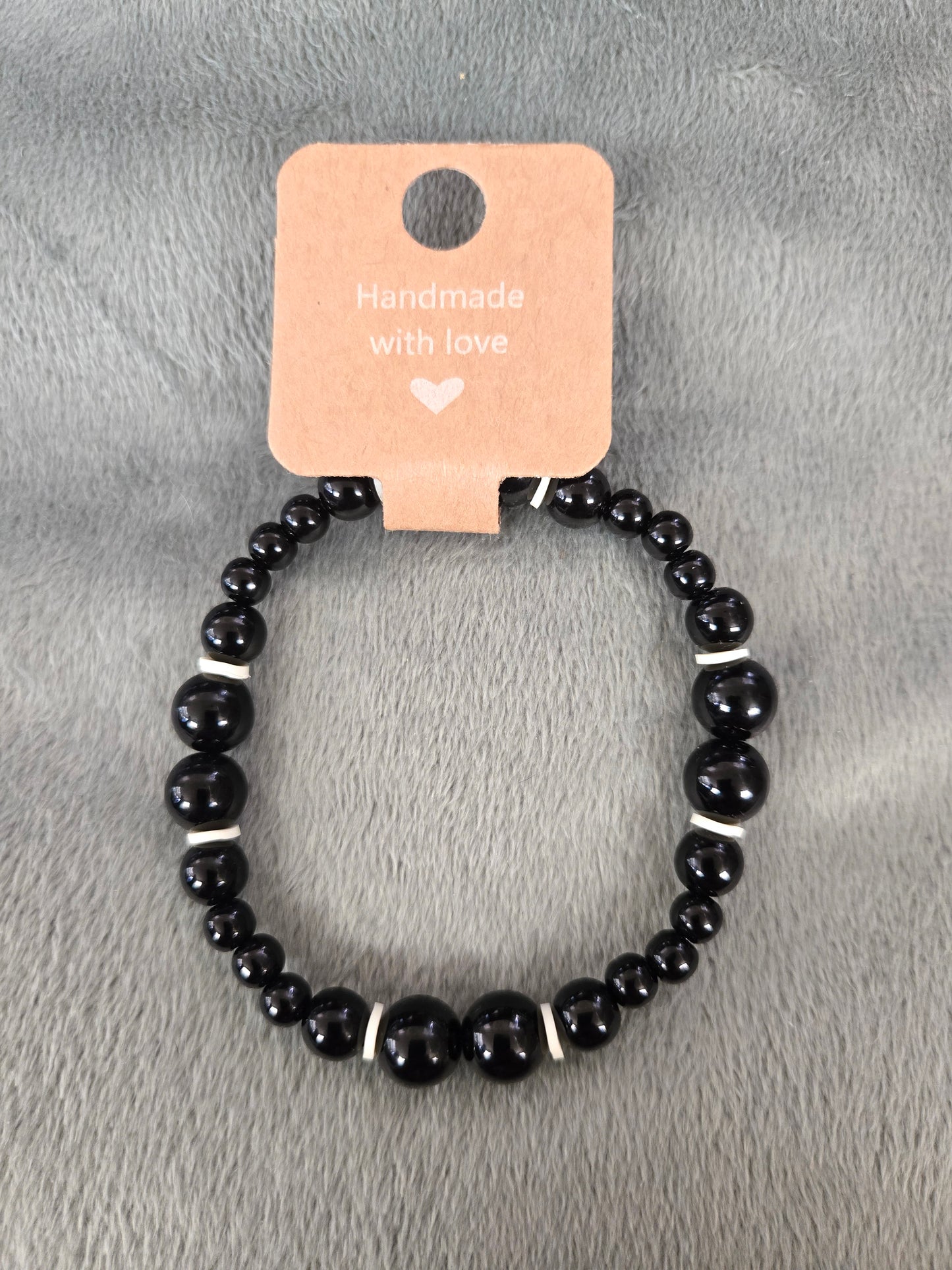 Black and white beaded bracelet