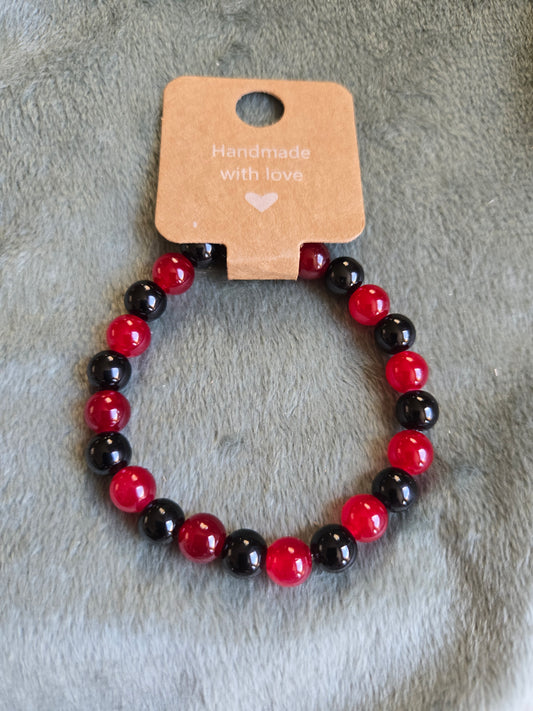 Red and black beaded bracelet